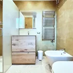 Lovely Flat With Park View *